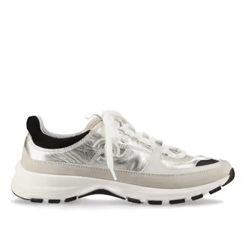 샤넬 라미네이티드 스니커즈 화이트 실버