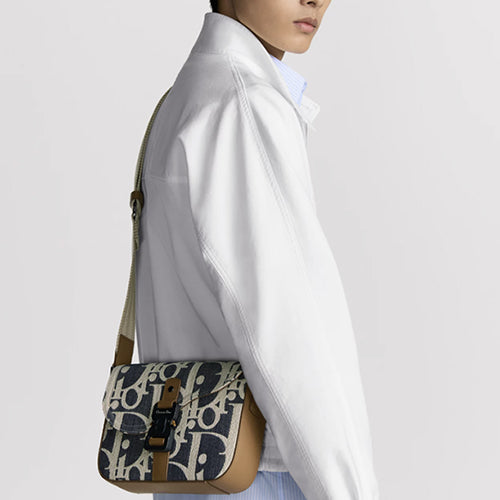 디올 새들 스트랩 크로스백 (1ADPO398)