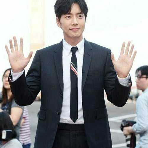 (국내배송, 당일출고) 톰브라운 삼선 시그니처 넥타이 (박해진 착용)