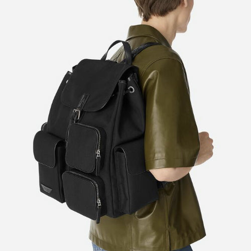 보테가 베네타 크로스로드 멀티포켓 백팩 블랙