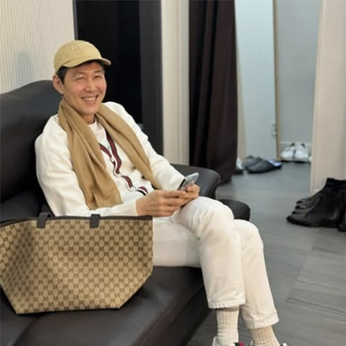 구찌 오리지널 GG 미디움 토트백 베이지 에보니 브라운(이정재 착용)