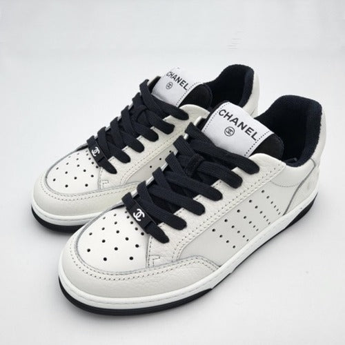 샤넬 백로고 테니스 스니커즈 블랙